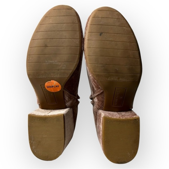 Kenneth Cole Renna Velvet Embroidery Booties 8 - Picture 9 of 9